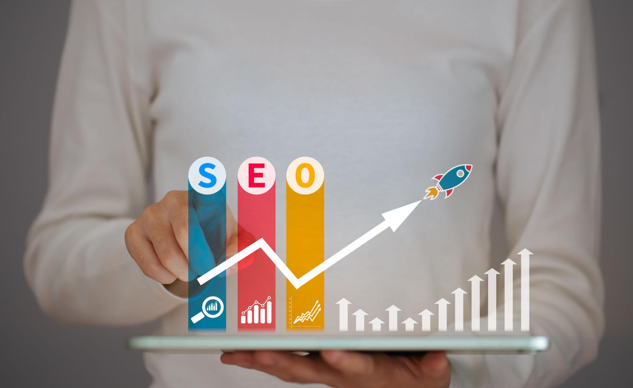 SEO growth concept showing rising chart and digital marketing performance improvement